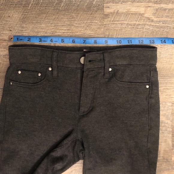 High Rise Leggings - Picture 2 of 4